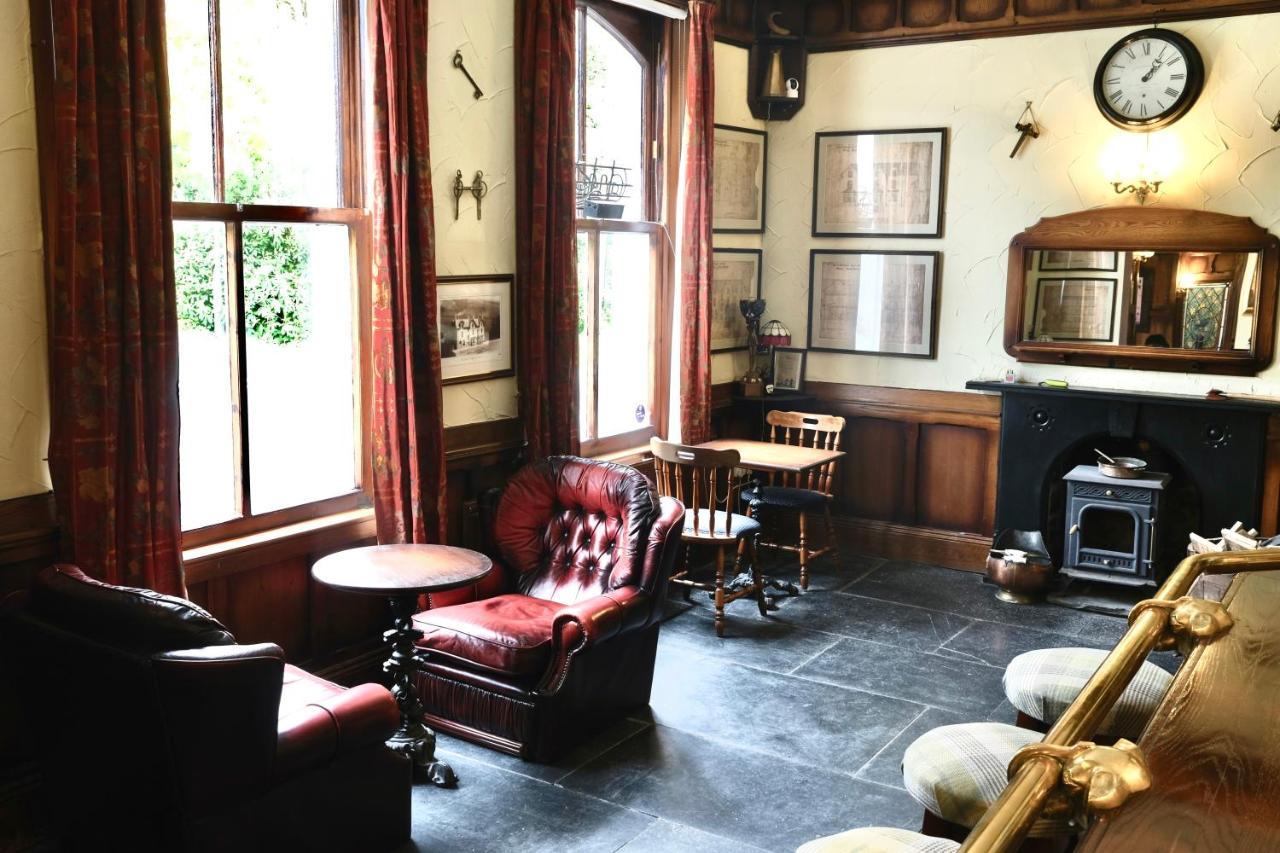 Hotel The Buckley Arms à Dinas Mawddwy Extérieur photo